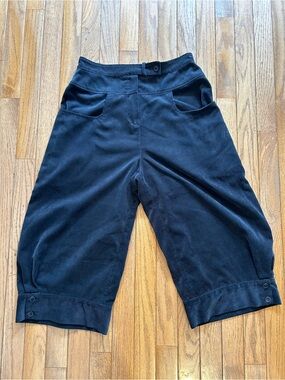Navy Wide-Leg Cropped Pants